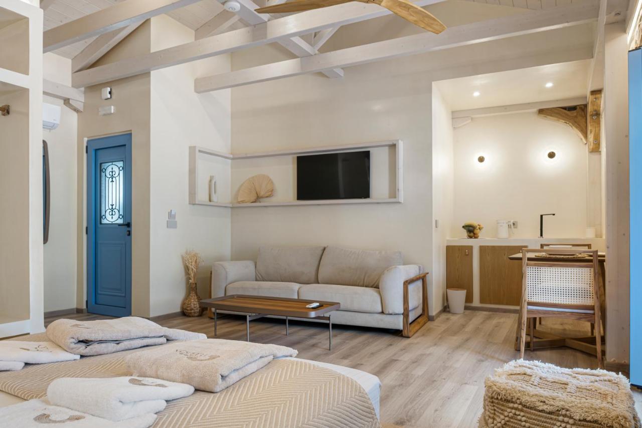 Tellion Suites Áyios Nikítas Exterior foto