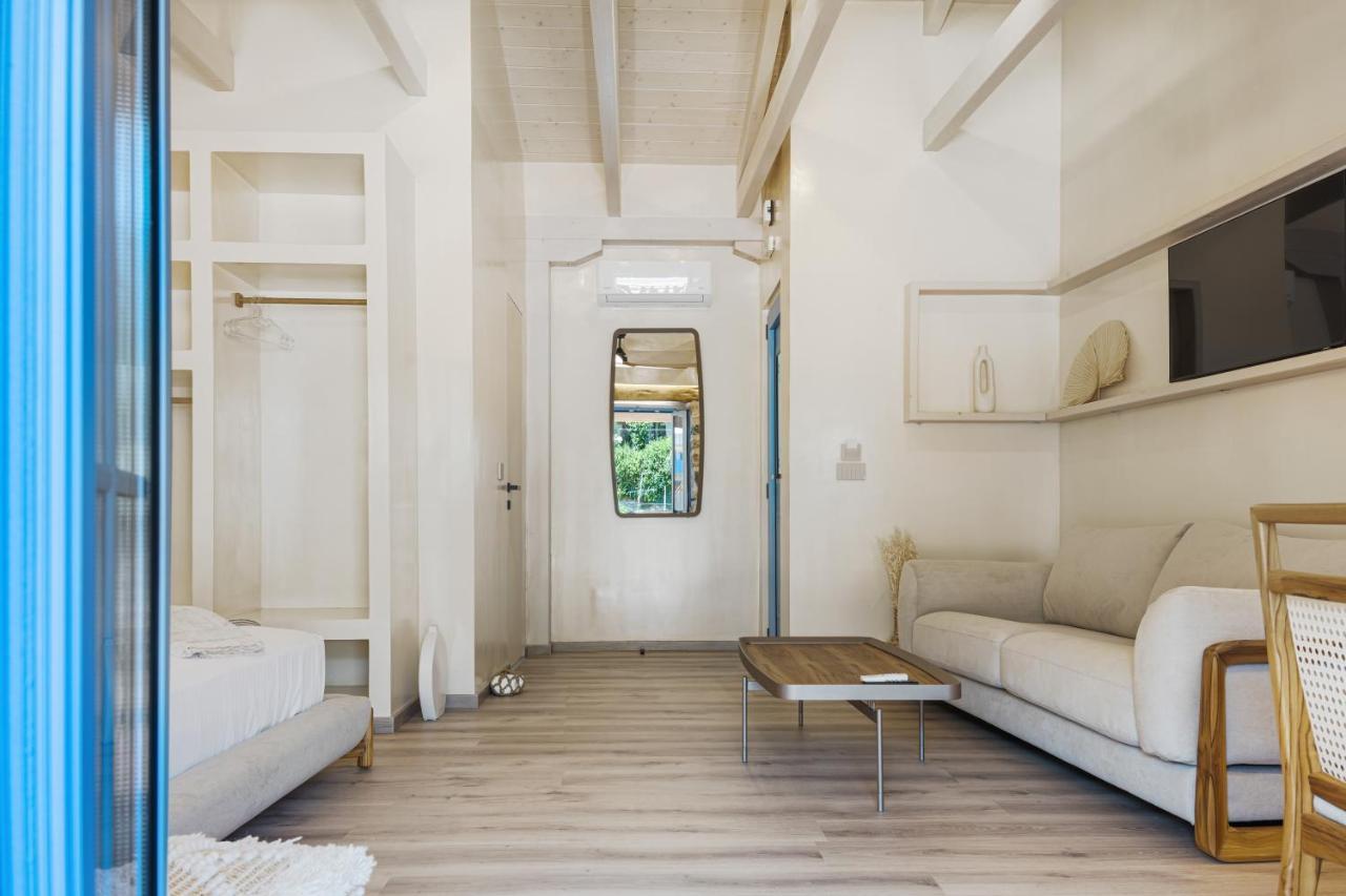 Tellion Suites Áyios Nikítas Exterior foto