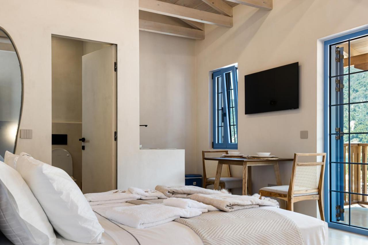 Tellion Suites Áyios Nikítas Exterior foto