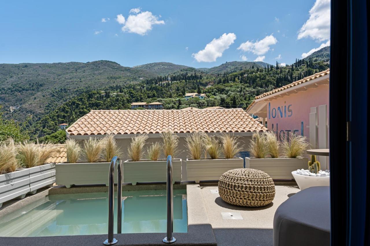 Tellion Suites Áyios Nikítas Exterior foto