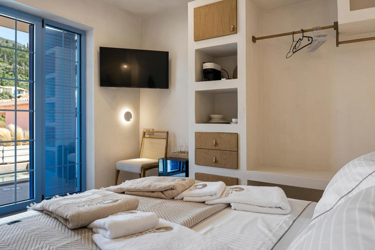 Tellion Suites Áyios Nikítas Exterior foto